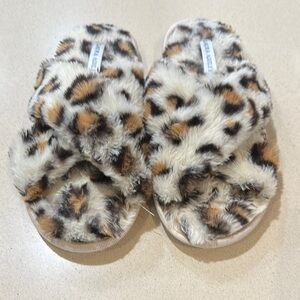 Laura Ashley, leopard slippers size large (8-9)